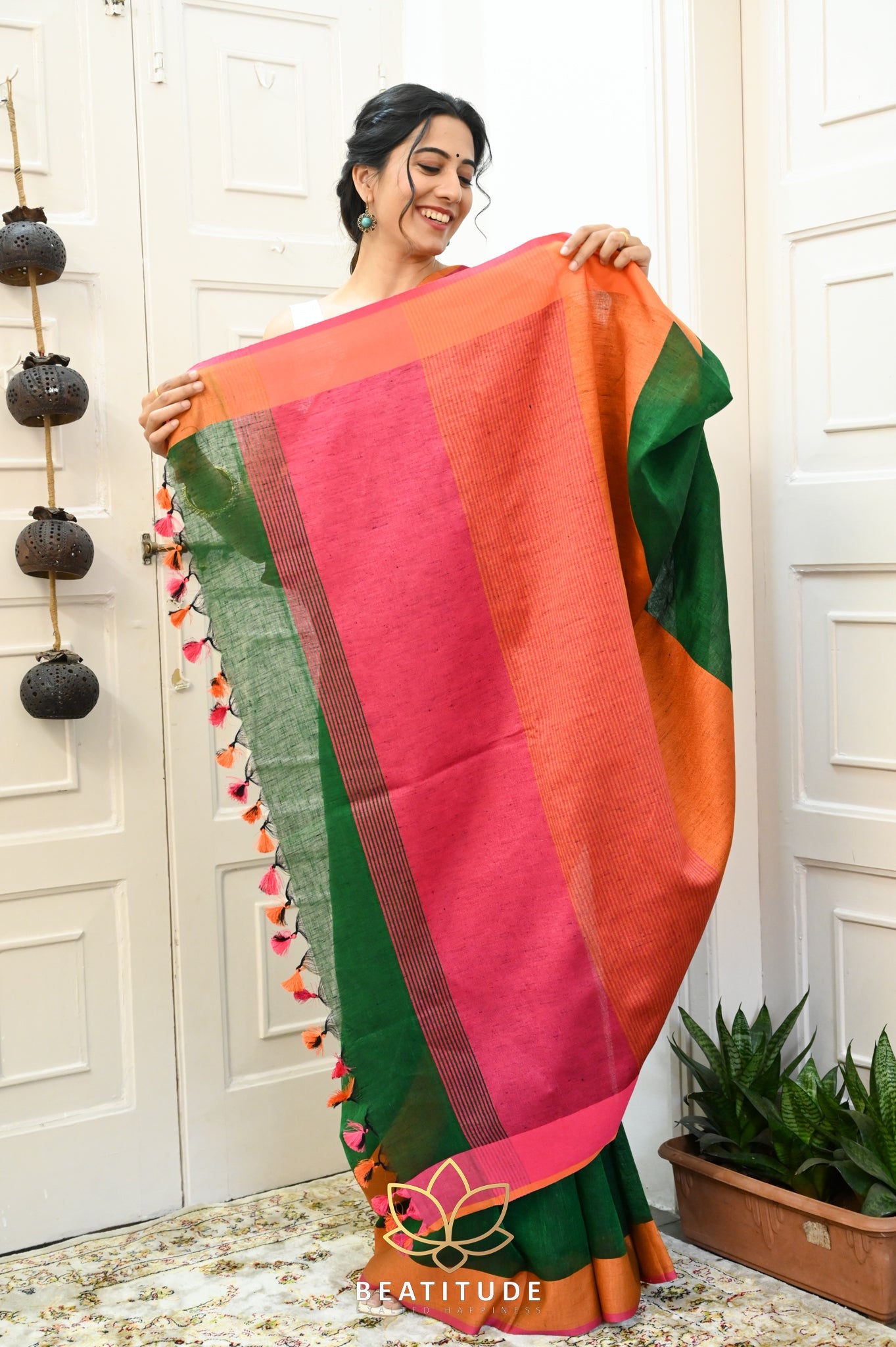 Dark Green Handwoven Linen Saree