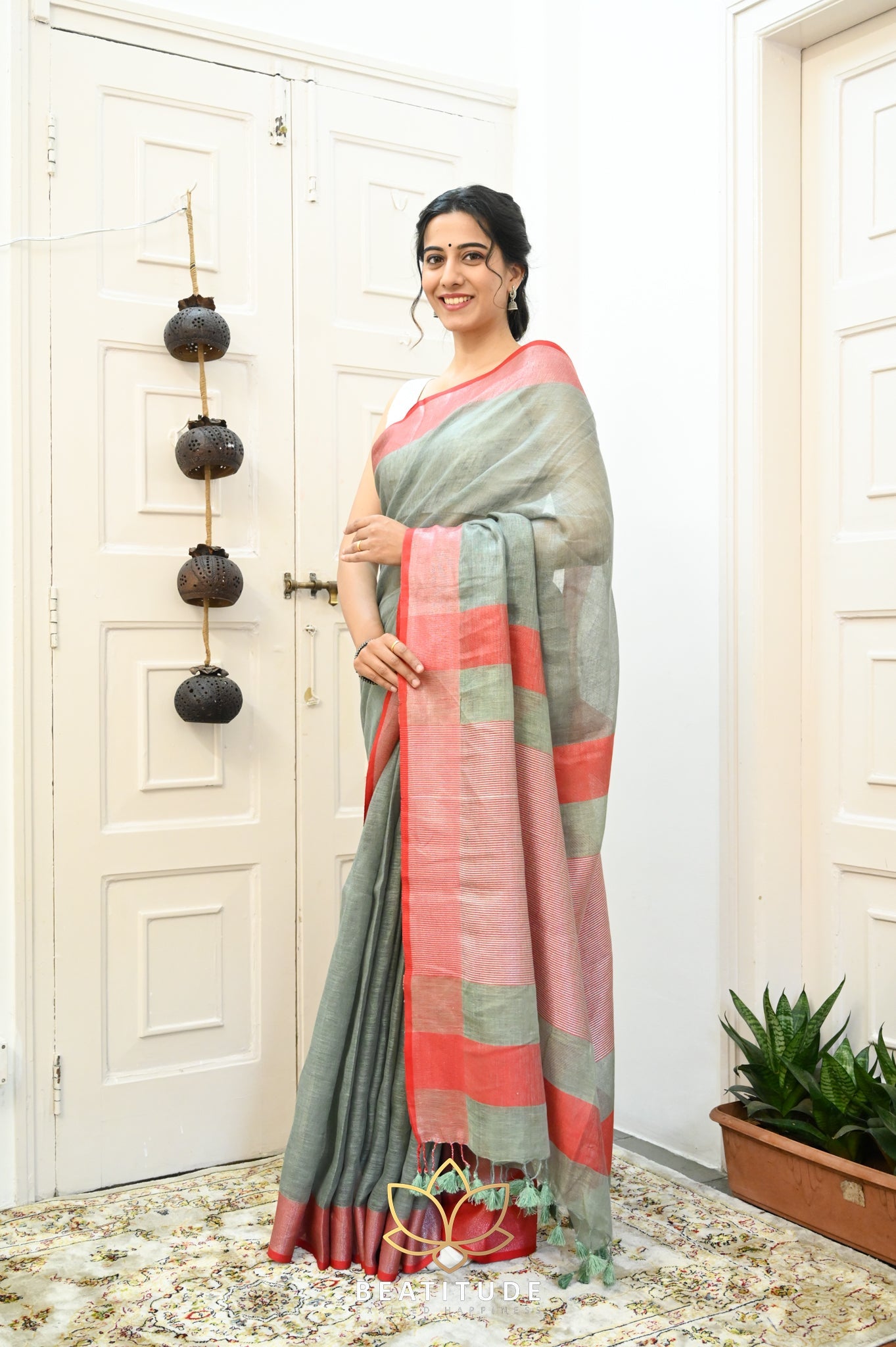 Grey Handwoven Linen Saree