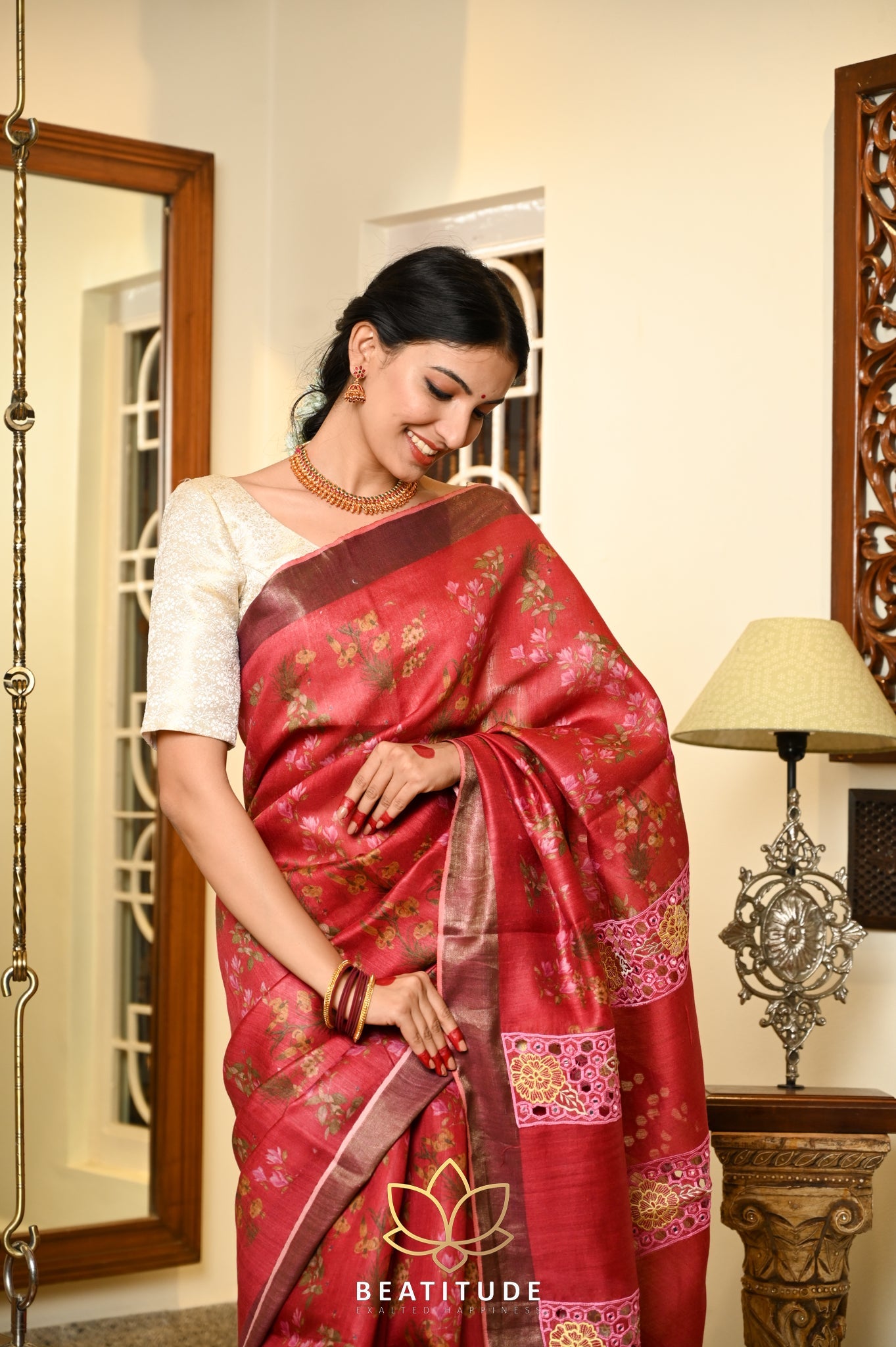 Red Handwoven Tussar Floral Digital Silk Saree With Cutwork