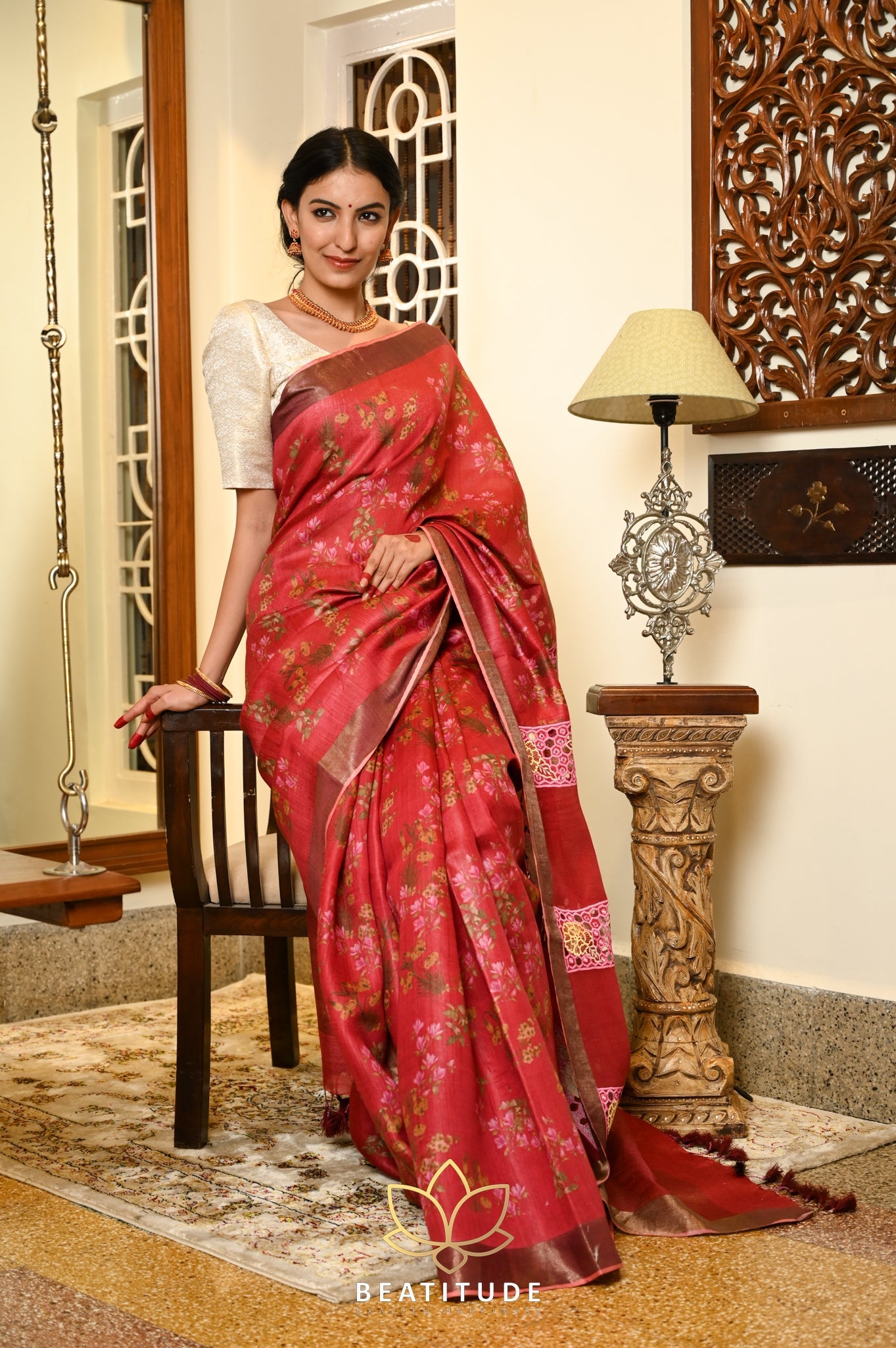 Red Handwoven Tussar Floral Digital Silk Saree With Cutwork