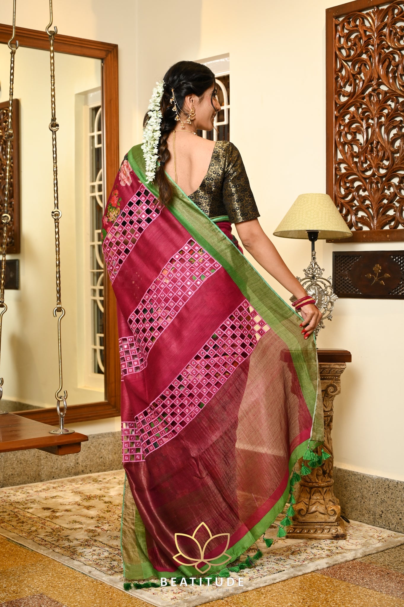 Pink Handwoven Tussar Floral Digital Print Silk Saree With Cutwork